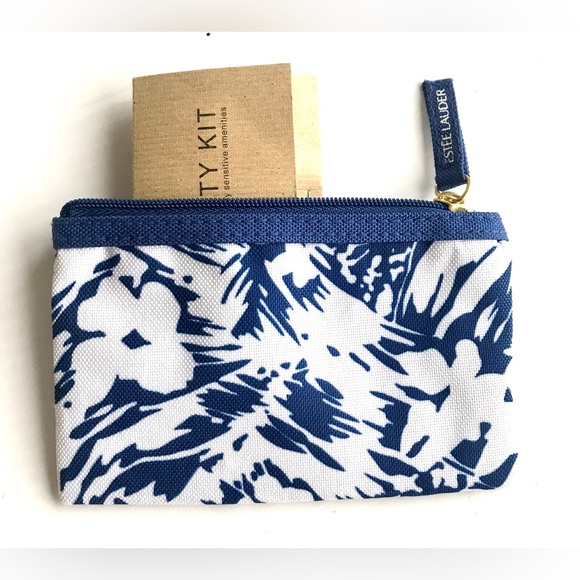 Estee Lauder Pouch Small bag super cute navy blue &white floral design & zipper - Picture 4 of 4